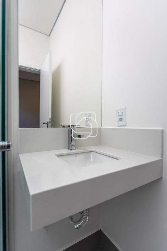 Casa de Condomínio à venda em Salto - SP - Residencial Lagos D’Icaraí: Banheiro