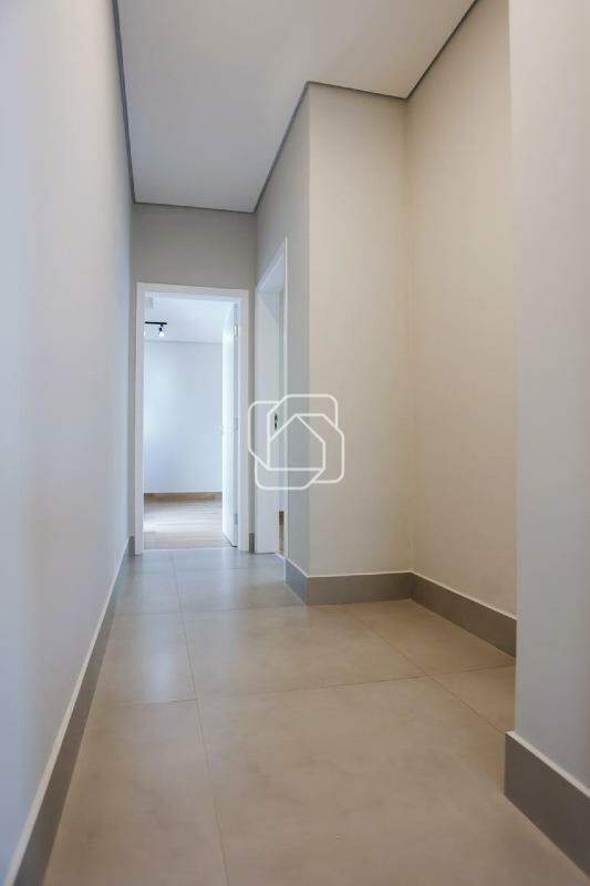 Casa de Condomínio à venda em Salto - SP - Residencial Lagos D’Icaraí: Corredor interno