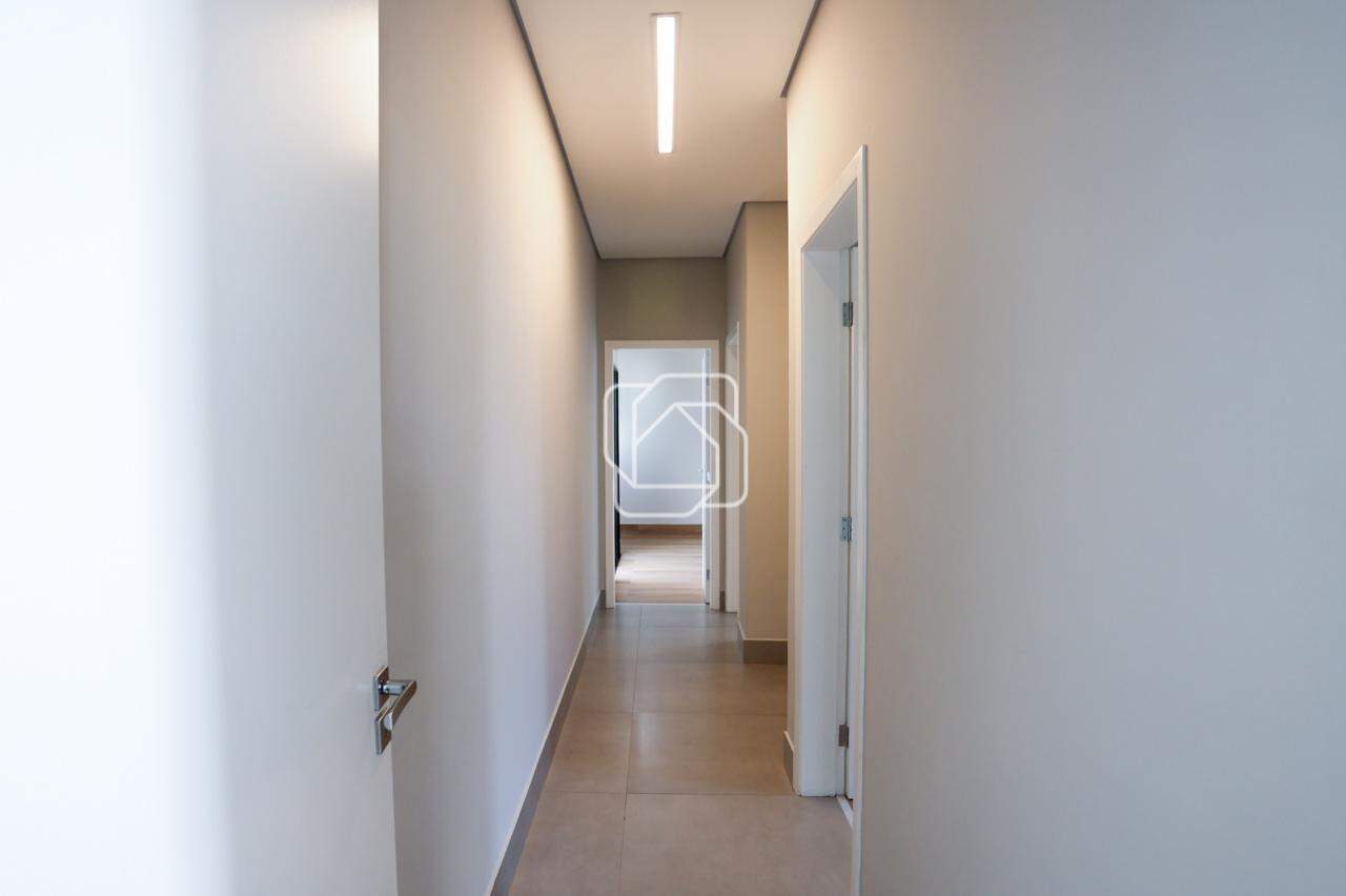 Casa de Condomínio à venda em Salto - SP - Residencial Lagos D’Icaraí: Corredor