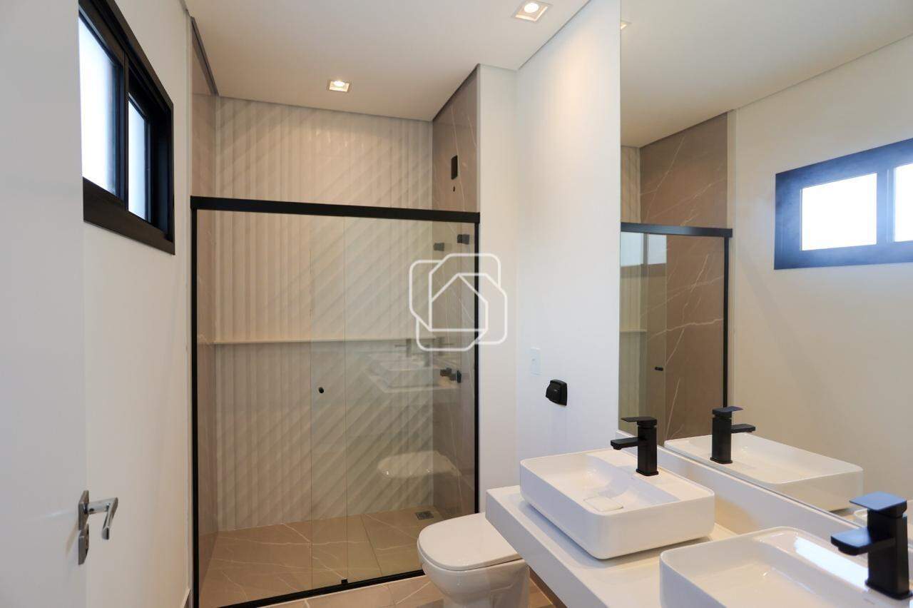 Casa de Condomínio à venda em Salto - SP - Residencial Lagos D’Icaraí: Banheiro