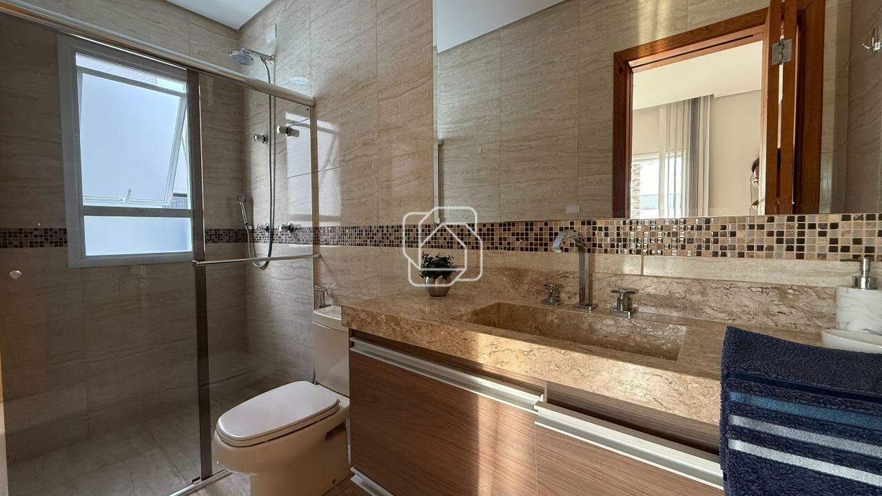 Casa de Condomínio à venda em Indaiatuba - SP - Jardim Residencial Maria Dulce: Banheiro