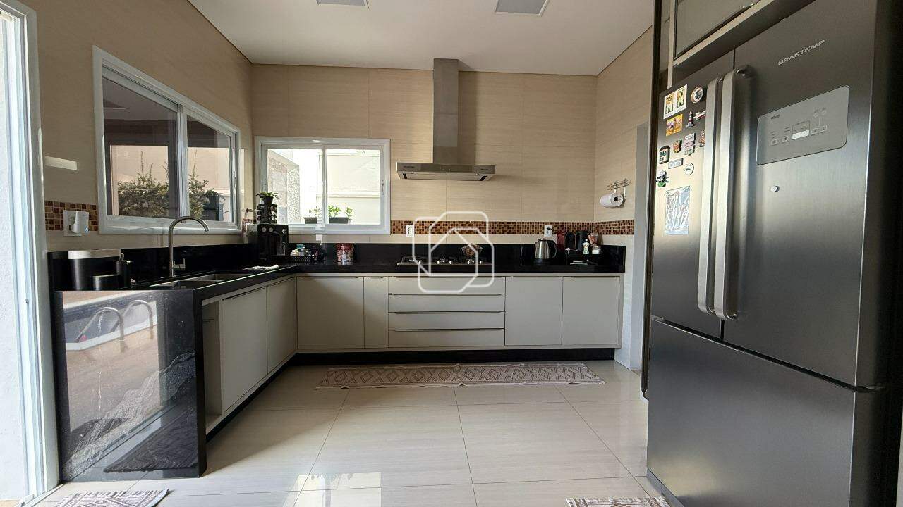 Casa de Condomínio à venda em Indaiatuba - SP - Jardim Residencial Maria Dulce: Cozinha