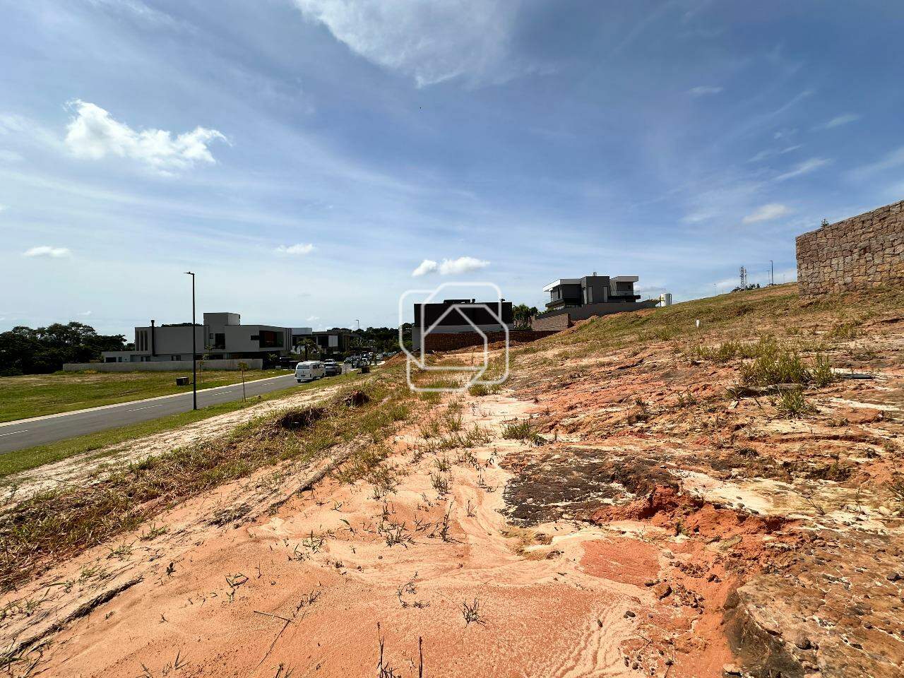 Terreno à venda em Indaiatuba - SP - Parque Villa dos Pinheiros: Visão geral do terreno