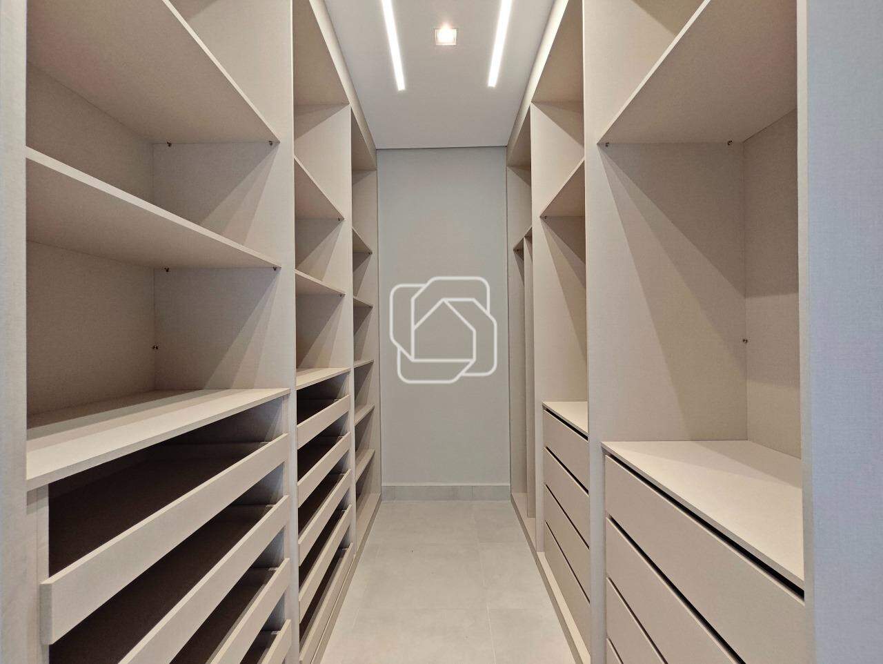 Casa de Condomínio à venda em Indaiatuba - SP - Jardim Maison Du Parc: Closet