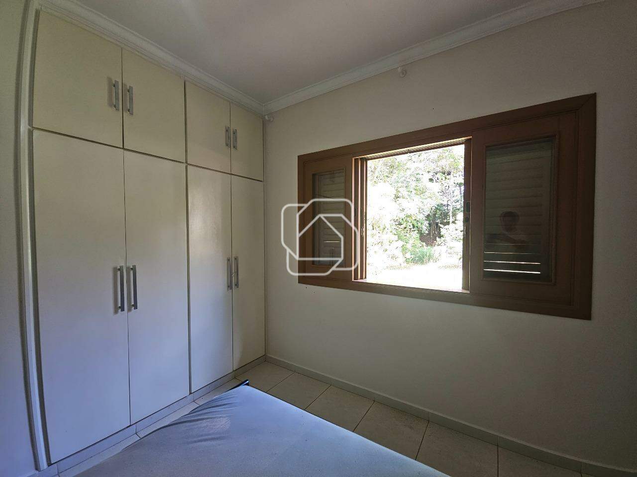 Casa de Condomínio à venda em Indaiatuba - SP - Colinas do Mosteiro de Itaici: Dormitório