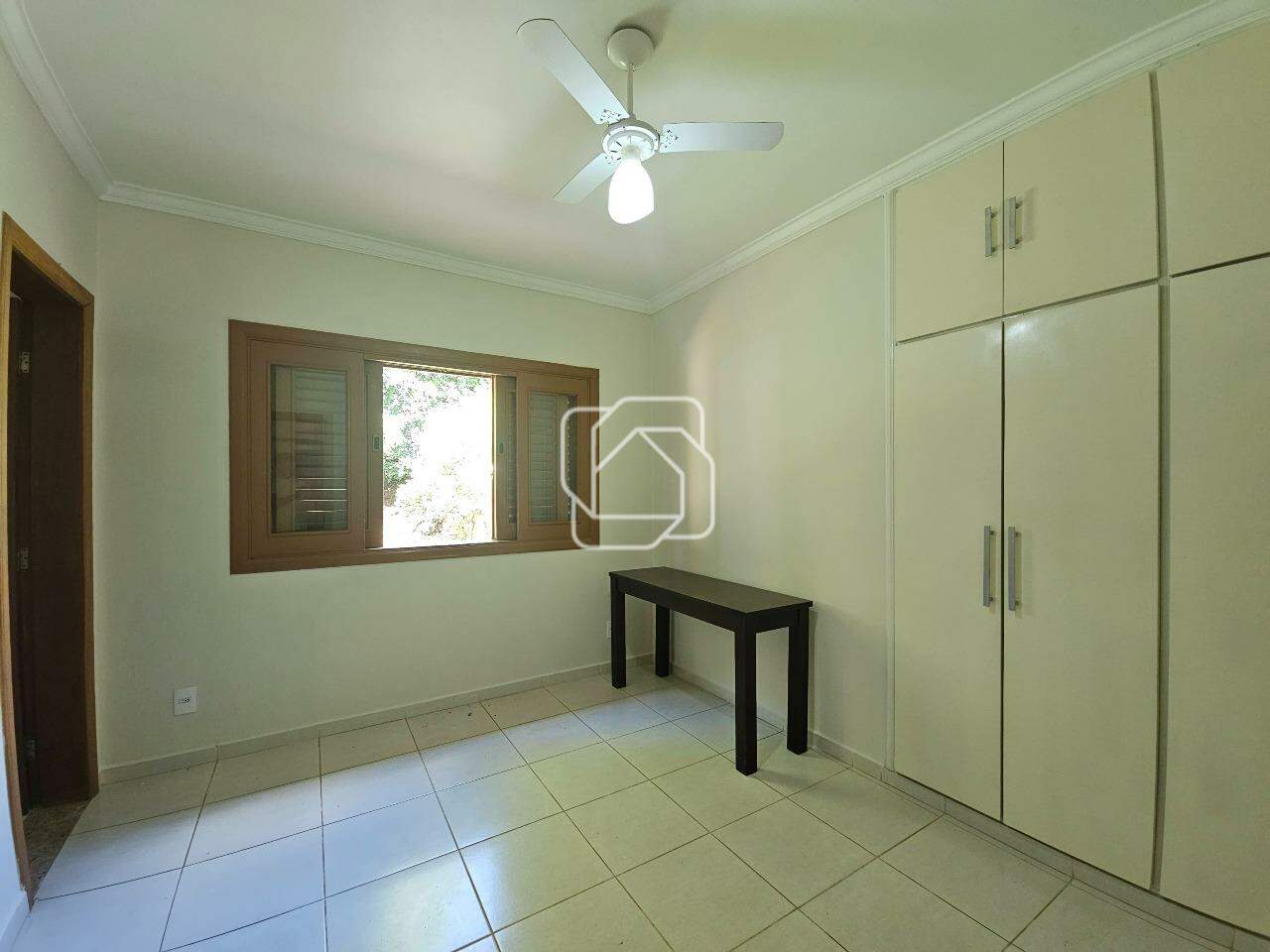 Casa de Condomínio à venda em Indaiatuba - SP - Colinas do Mosteiro de Itaici: Dormitório