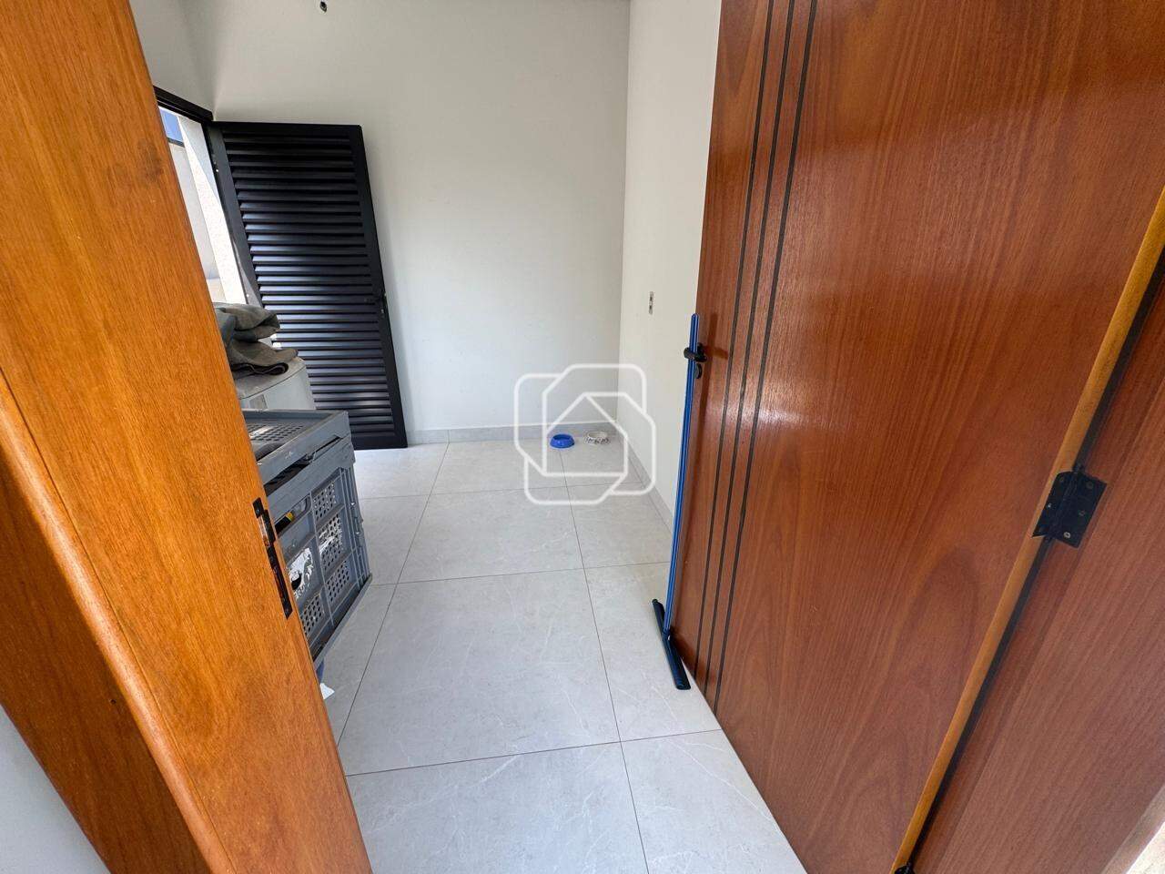 Casa de Condomínio à venda em Salto - SP - Portal dos Bandeirantes Salto: Dormitório