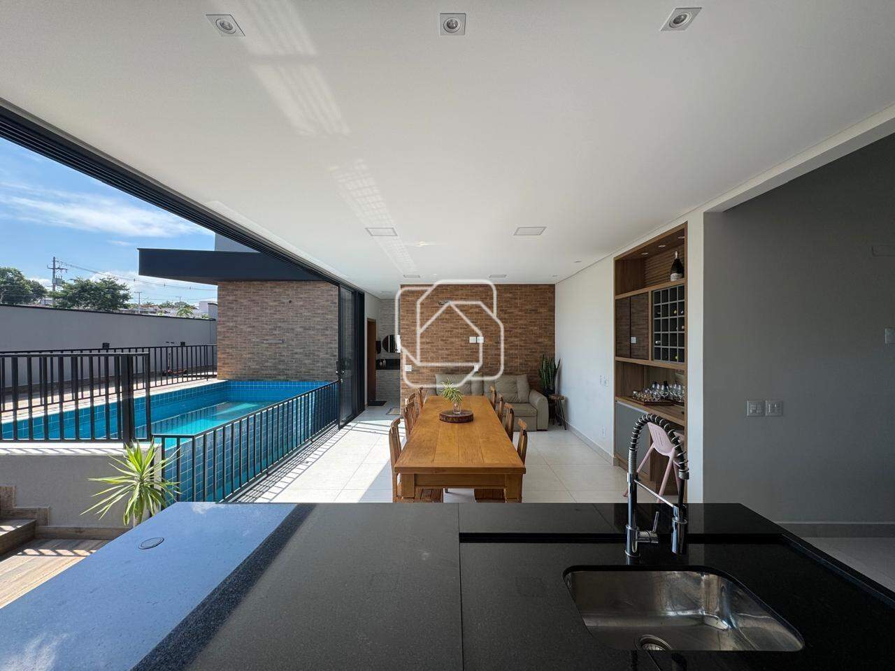 Casa de Condomínio à venda em Salto - SP - Portal dos Bandeirantes Salto: Área Gourmet