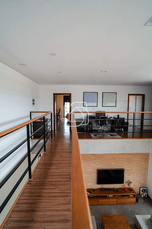 Casa de Condomínio à venda em Salto - SP - Mirante dos Ipês: Piso superior 