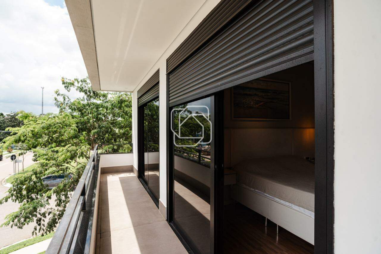 Casa de Condomínio à venda em Salto - SP - Mirante dos Ipês: Sacada 