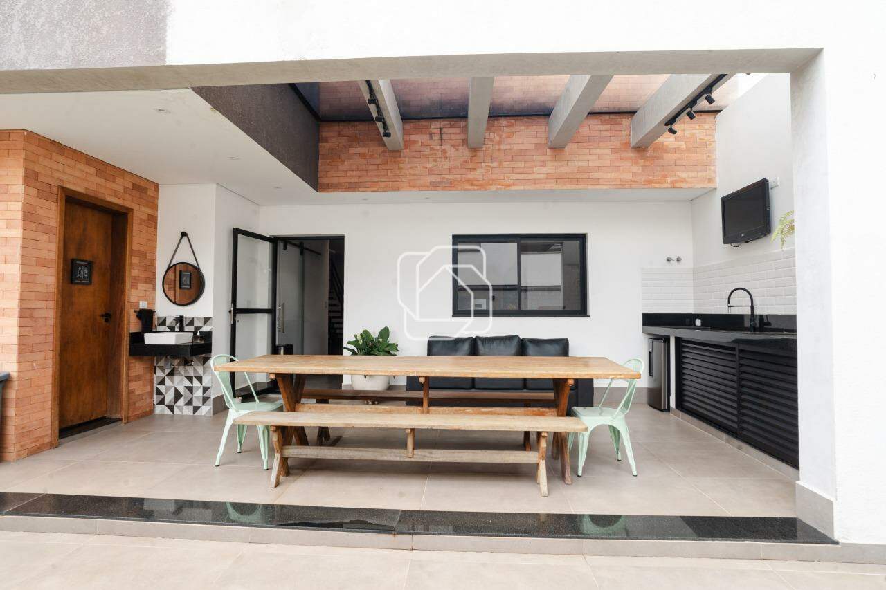 Casa de Condomínio à venda em Salto - SP - Mirante dos Ipês: Área Gourmet