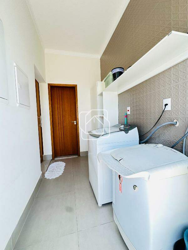 Casa de Condomínio à venda em Salto - SP - Portal dos Bandeirantes Salto:
