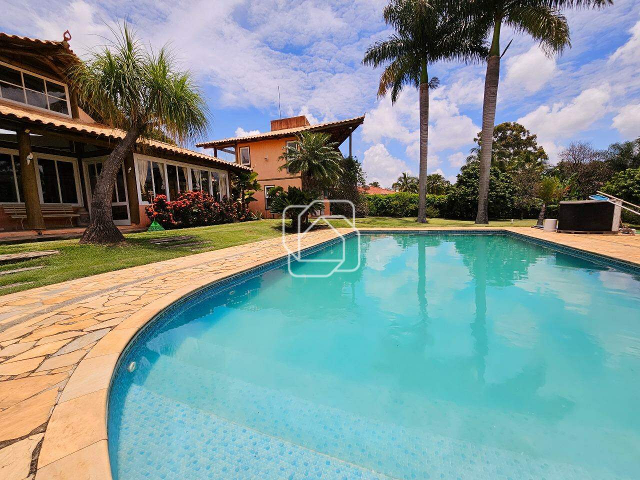 Casa de Condomínio à venda em Indaiatuba - SP - Parque da Grama: Área da piscina