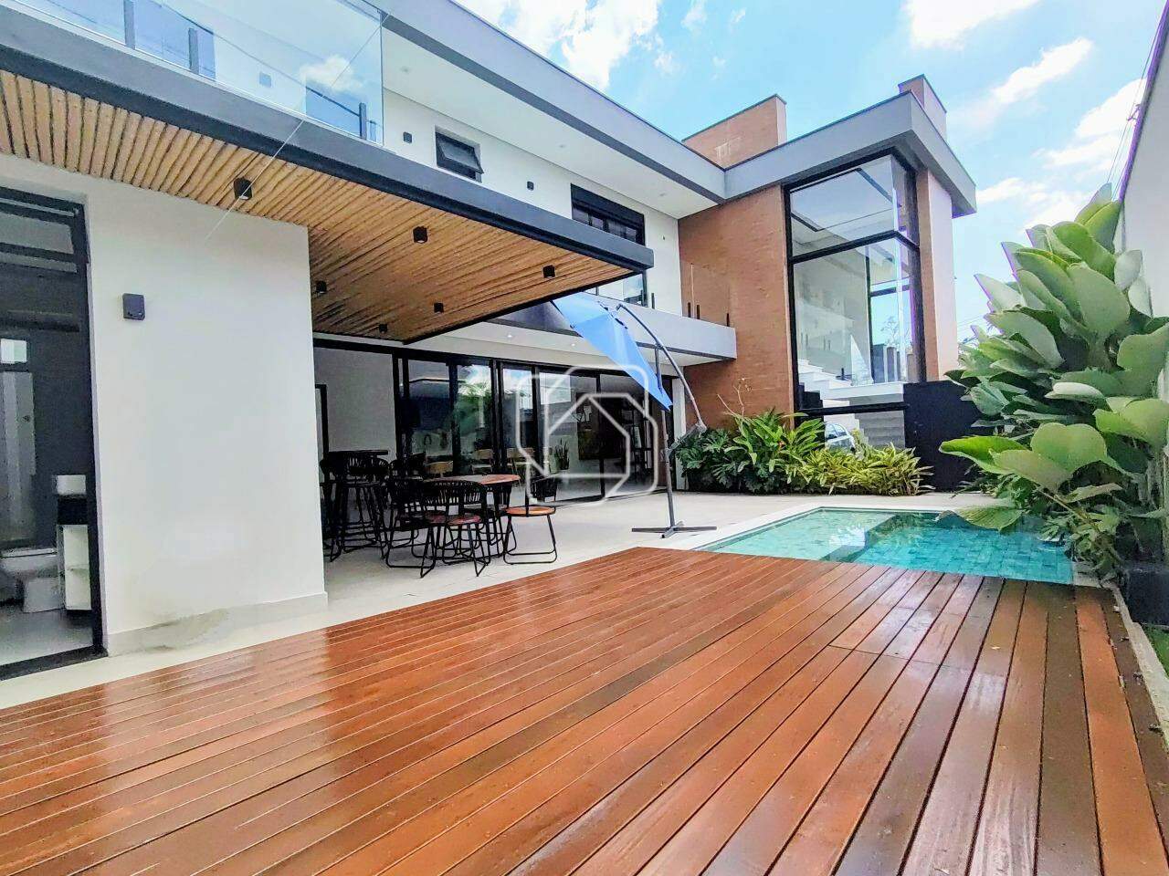 Casa de Condomínio à venda em Itu - SP - Condomínio Residencial Mont Blanc: Área Externa