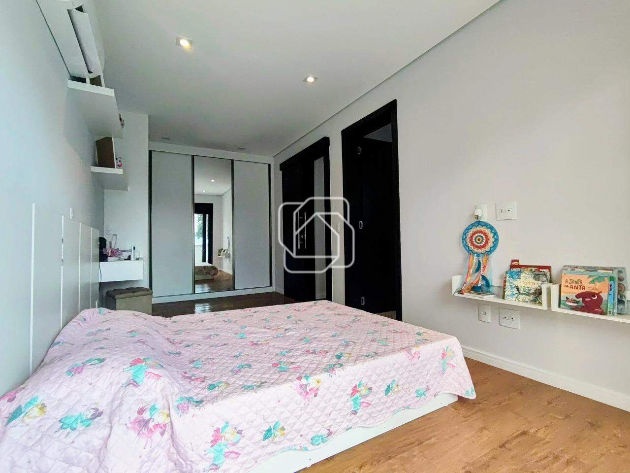 Casa de Condomínio à venda em Itu - SP - Condomínio Residencial Mont Blanc: Suíte