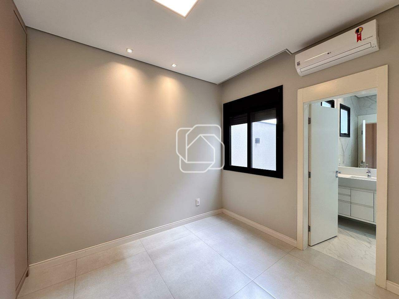 Casa de Condomínio à venda em Indaiatuba - SP - Residencial Duas Marias: Dormitório