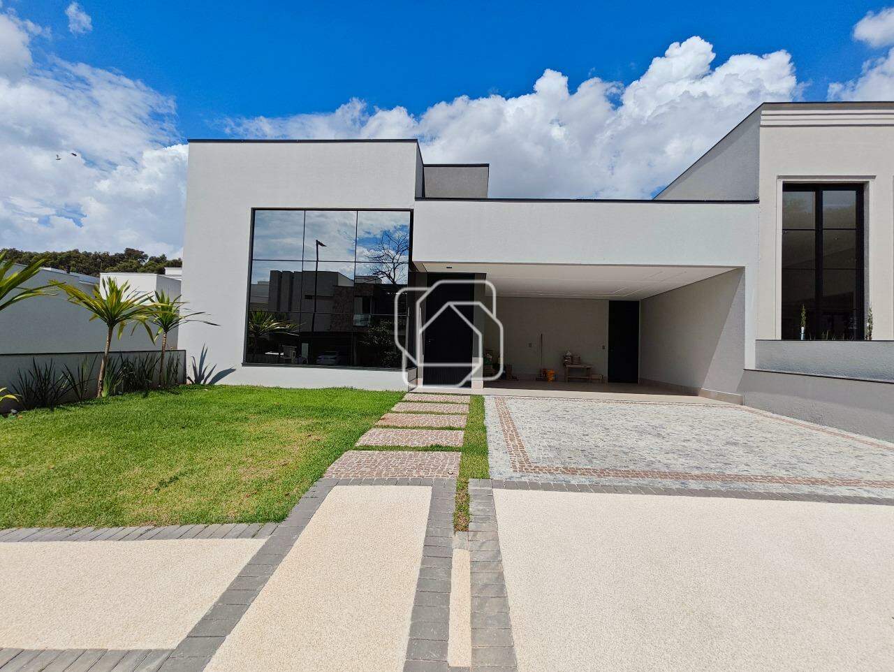 Casa de Condomínio à venda em Indaiatuba - SP - Residencial Duas Marias: Fachada