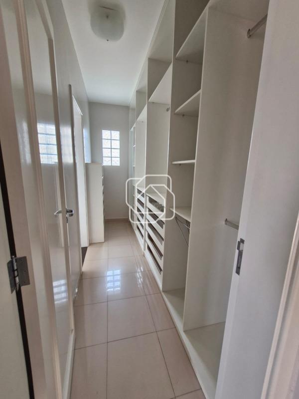 Casa de Condomínio à venda em Indaiatuba - SP - Jardim Residencial Santa Clara: Closet
