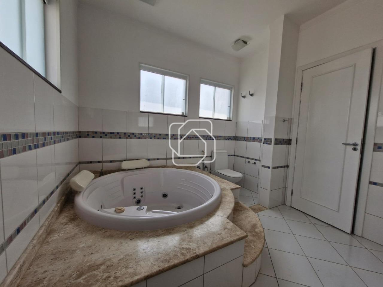 Casa de Condomínio à venda em Indaiatuba - SP - Jardim Residencial Santa Clara: Banheiro