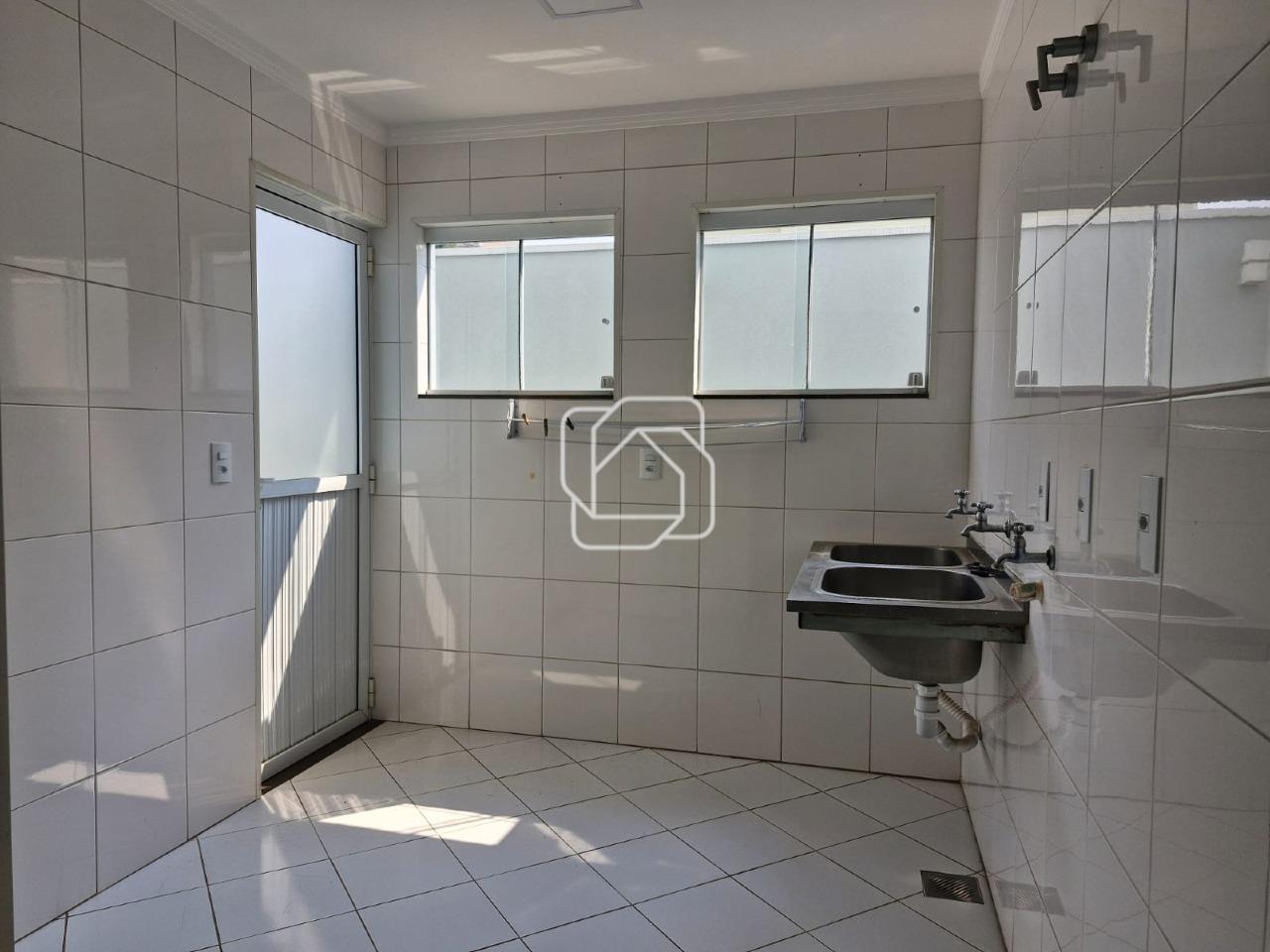 Casa de Condomínio à venda em Indaiatuba - SP - Jardim Residencial Santa Clara: Lavanderia