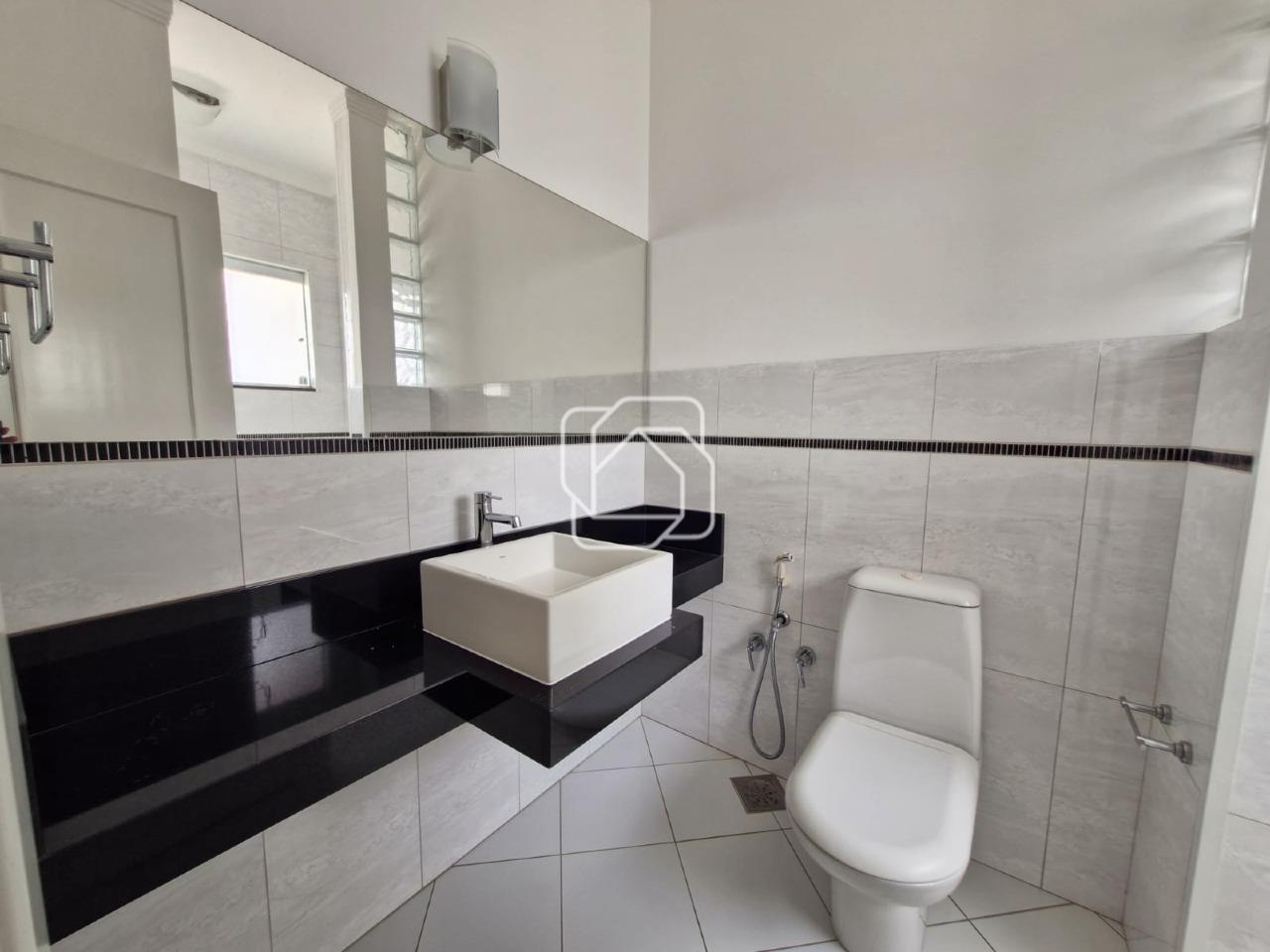 Casa de Condomínio à venda em Indaiatuba - SP - Jardim Residencial Santa Clara: Lavabo