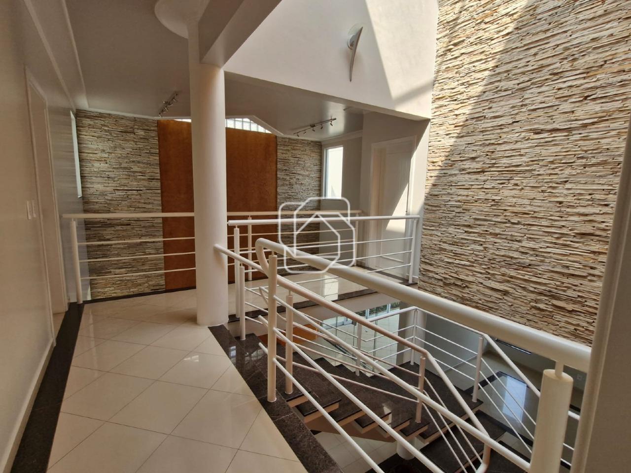 Casa de Condomínio à venda em Indaiatuba - SP - Jardim Residencial Santa Clara: Corredor