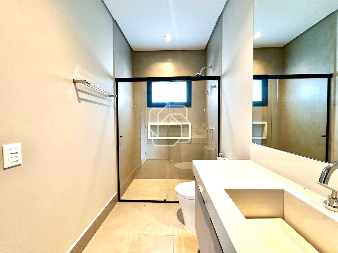 Casa de Condomínio à venda em Porto Feliz - SP - Fazenda Alvorada: Banheiro