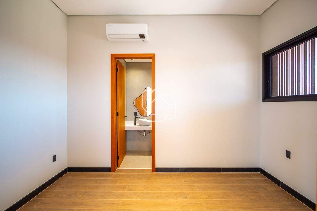 Casa de Condomínio à venda em Indaiatuba - SP - Jardim Quintas da Terracota: Sala de TV