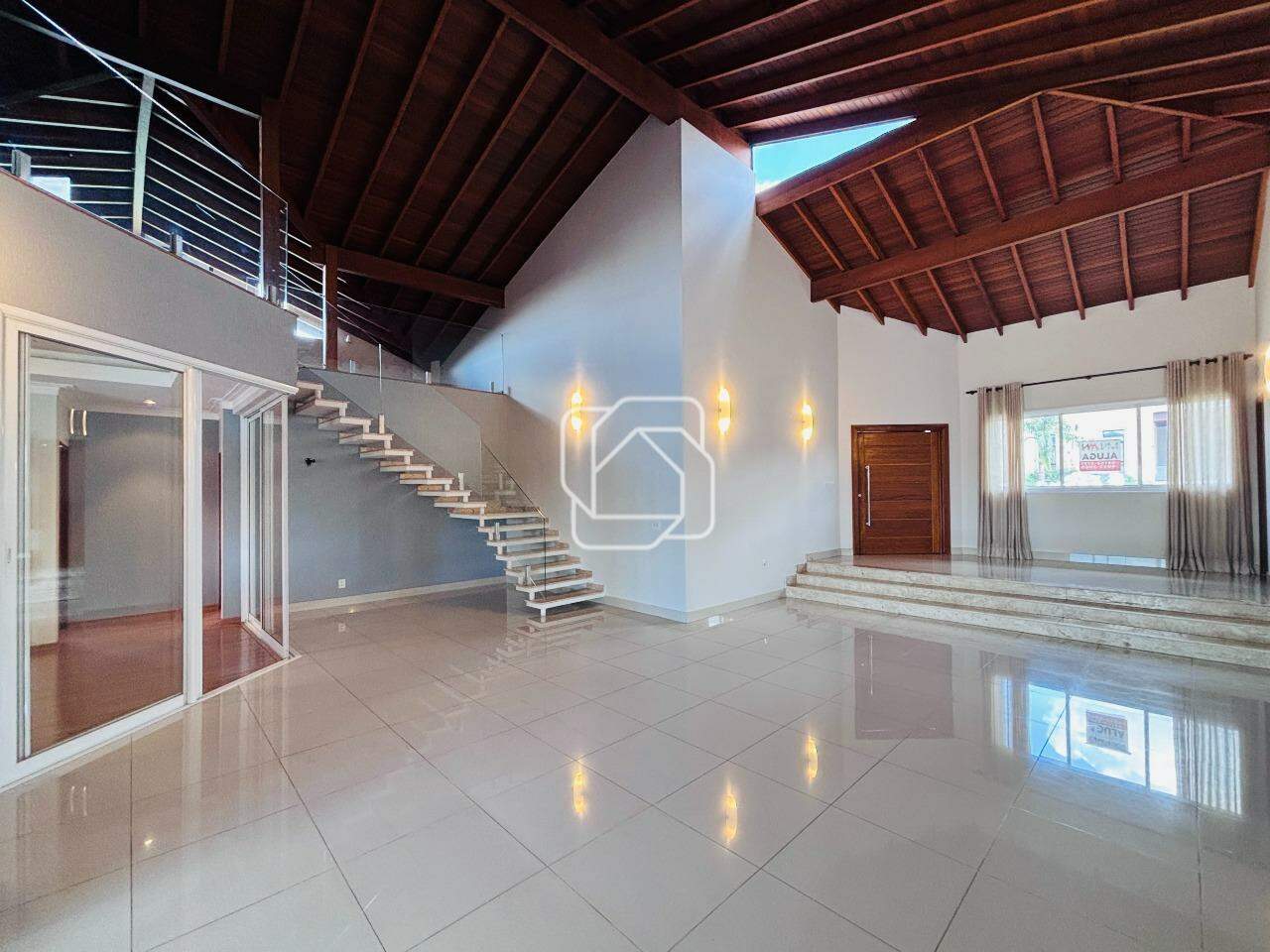Casa de Condomínio para aluguel em Salto - SP - Condomínio Fazenda Palmeiras Imperiais: 