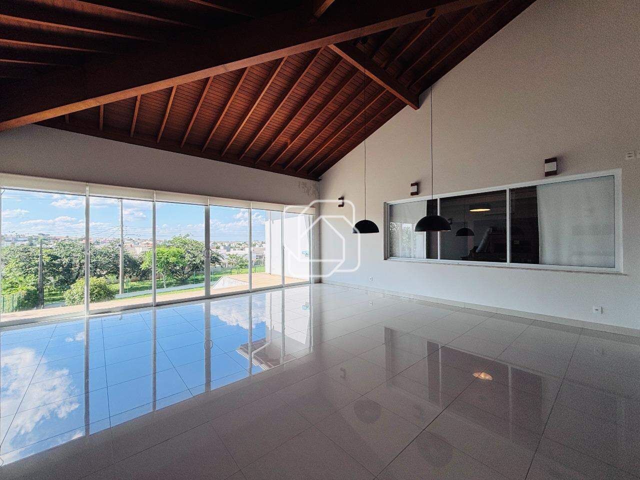 Casa de Condomínio para aluguel em Salto - SP - Condomínio Fazenda Palmeiras Imperiais: 