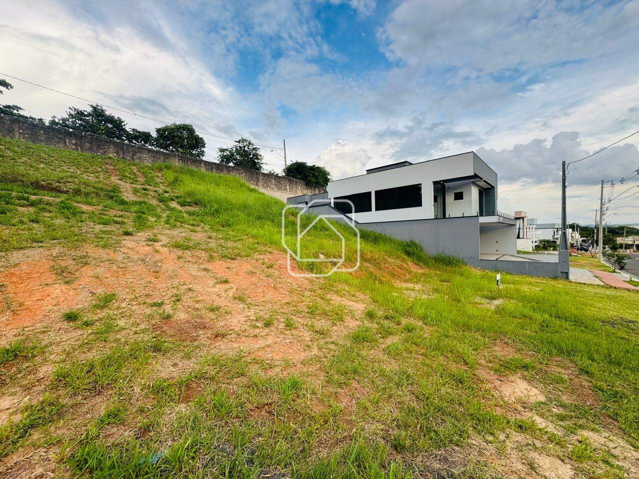 Terreno à venda em Salto - SP - Residencial Lagos D’Icaraí: 