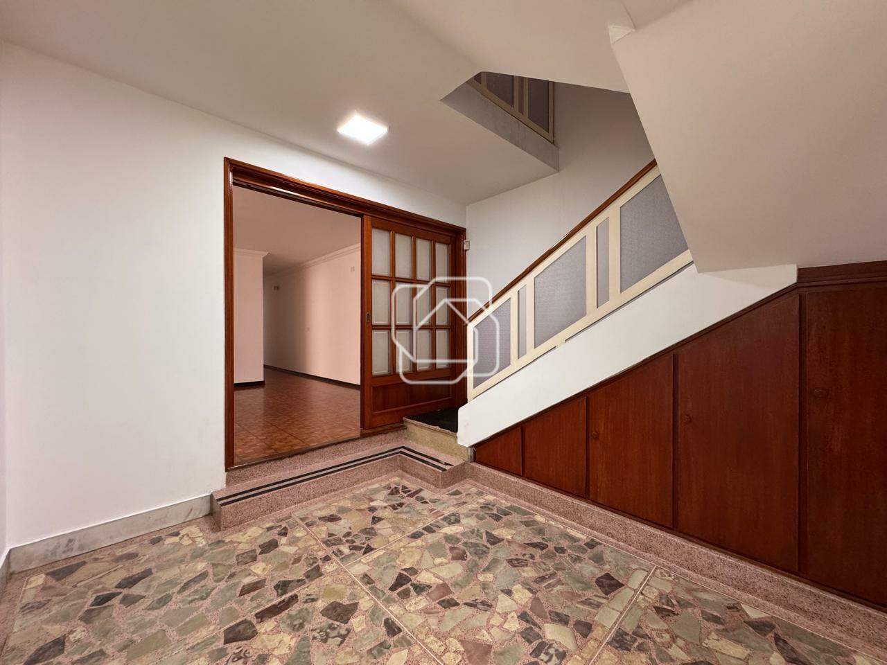 Casa para aluguel em Salto - SP - Centro: 