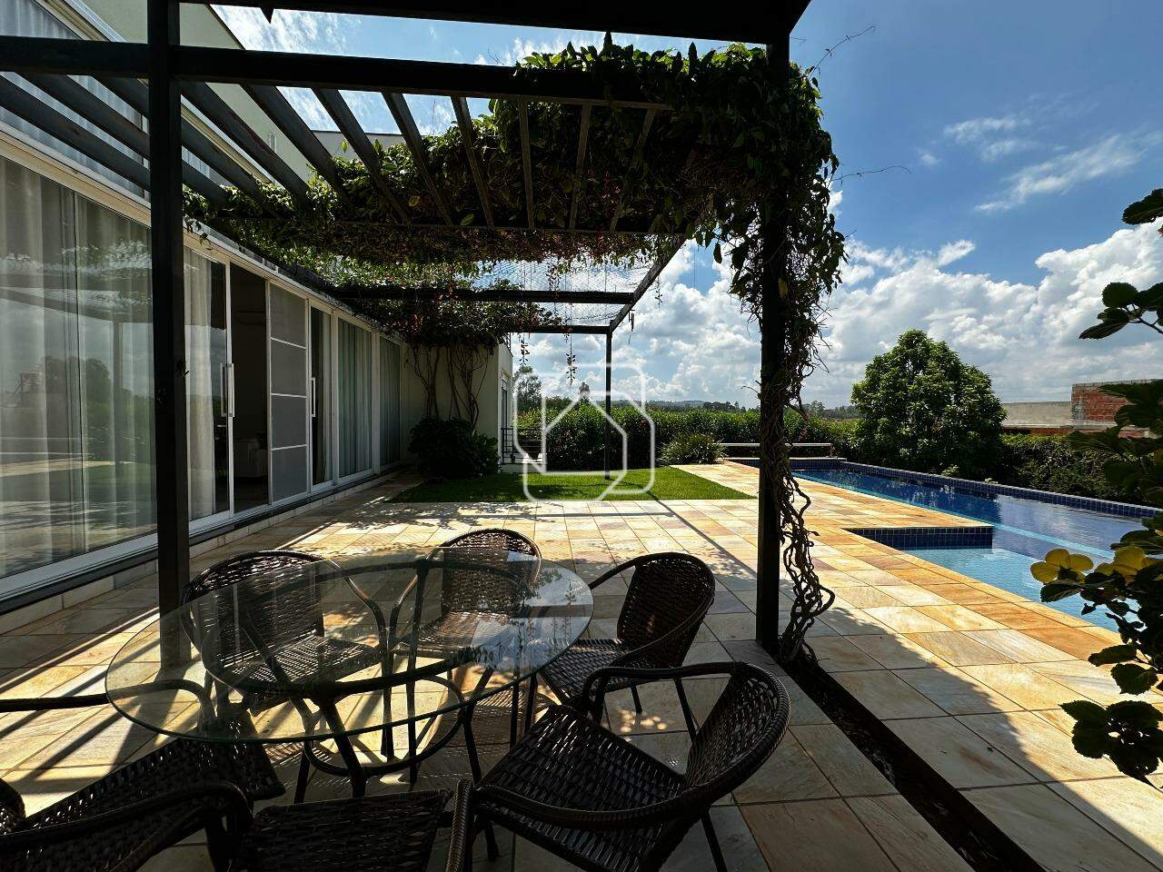 Casa de Condomínio à venda em Itu - SP - Residencial Parque Campos de Santo Antônio II: Área da Piscina