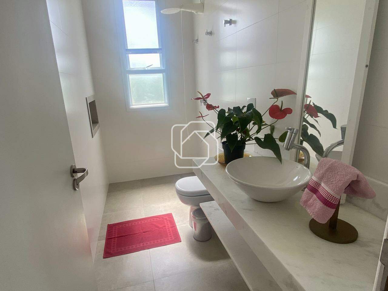 Casa de Condomínio à venda em Itu - SP - Residencial Parque Campos de Santo Antônio II: Banheiro