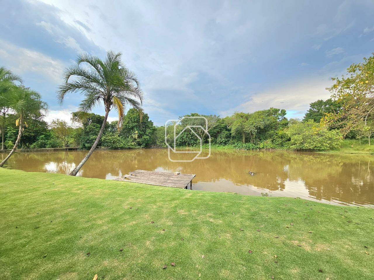 Casa de Condomínio à venda em Indaiatuba - SP - Recanto dos Pássaros: Área externa