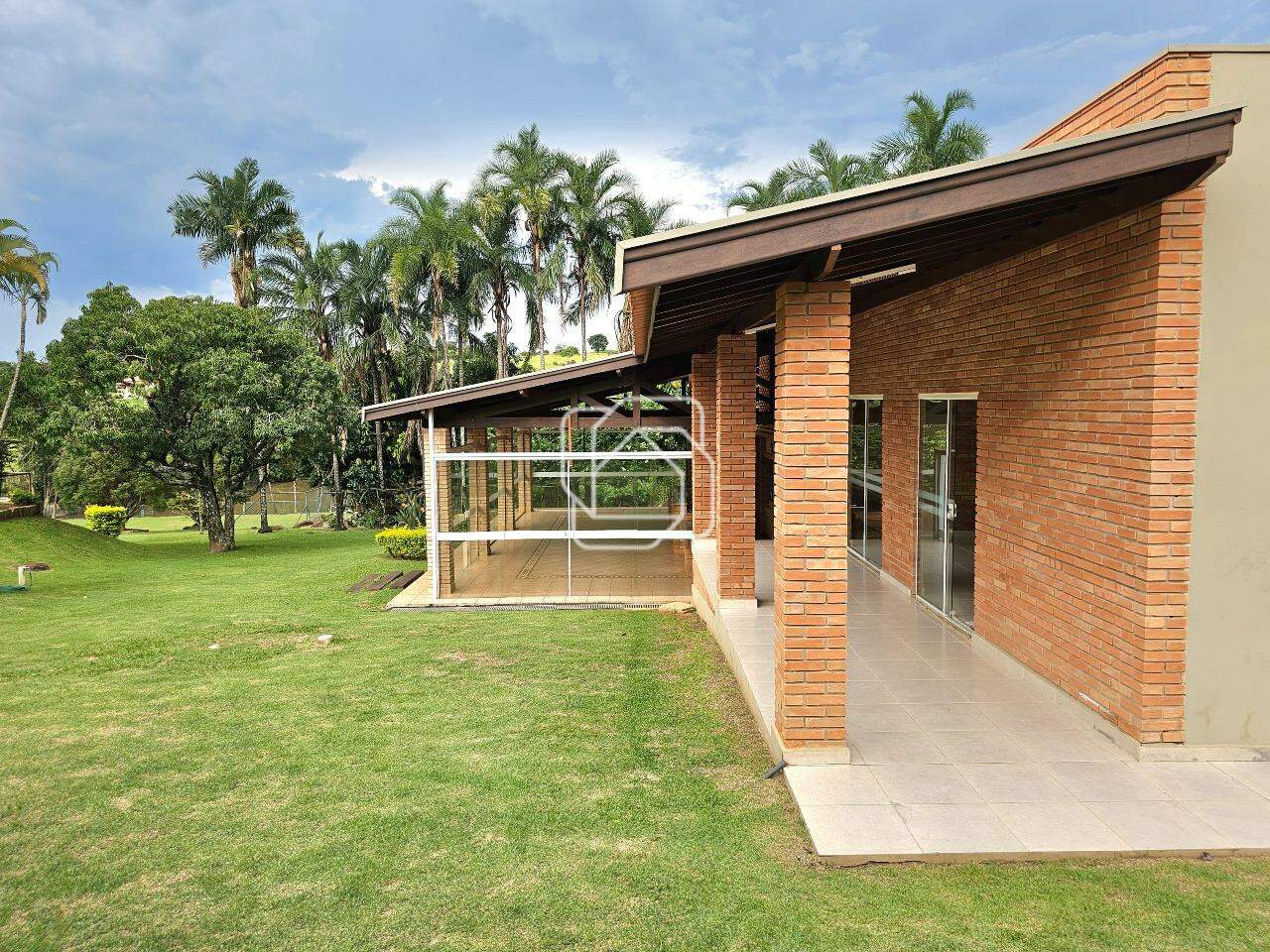 Casa de Condomínio à venda em Indaiatuba - SP - Recanto dos Pássaros: Área externa