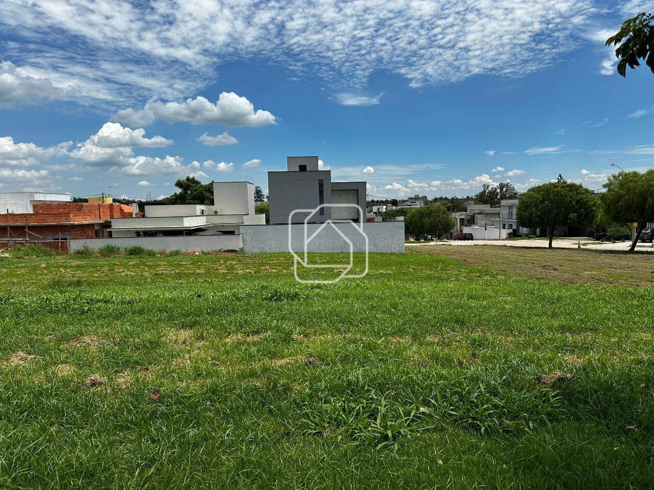 Terreno à venda em Itu - SP - Condomínio UNA: 