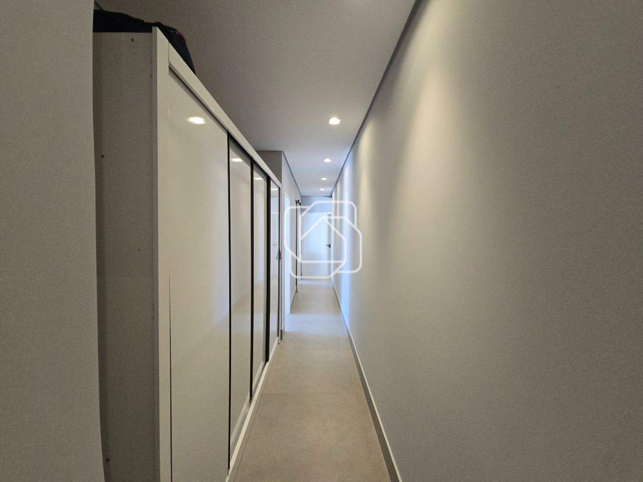 Casa de Condomínio à venda em Itu - SP - Residencial Parque Campos de Santo Antônio II: Closet