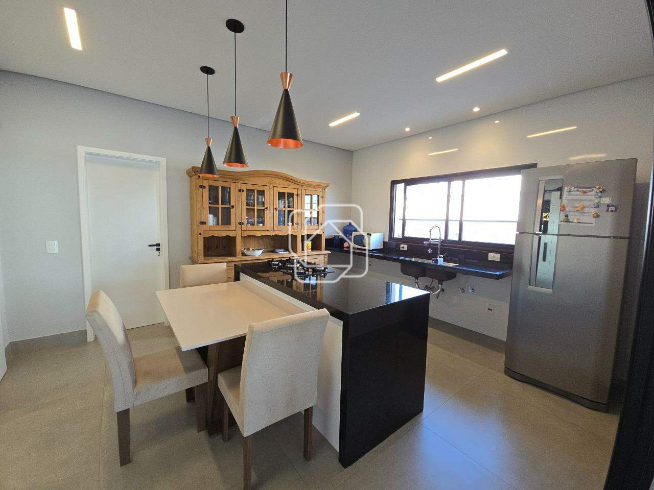 Casa de Condomínio à venda em Itu - SP - Residencial Parque Campos de Santo Antônio II: Cozinha