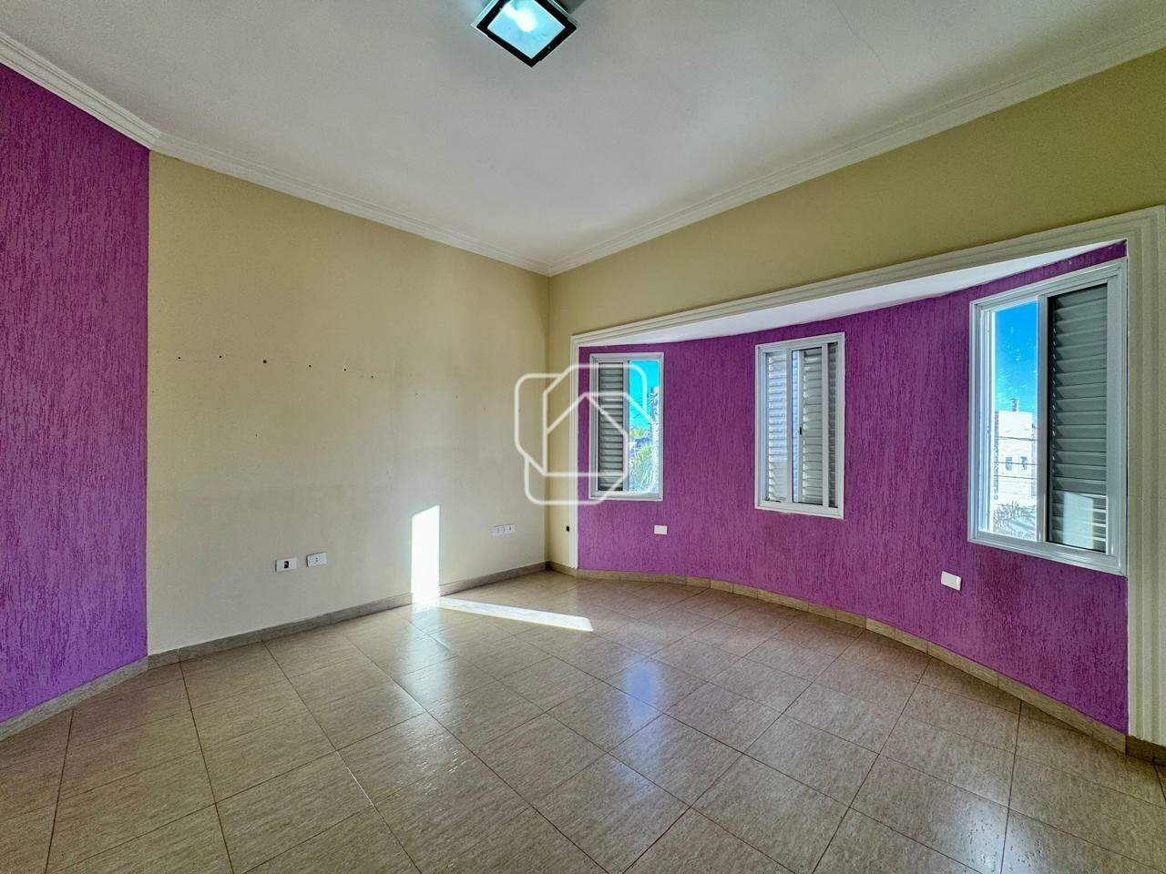 Casa de Condomínio para aluguel em Itu - SP - Condomínio Parque do Varvito: 