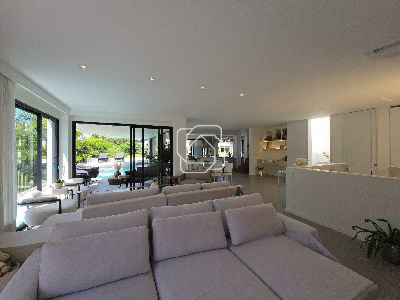 Casa de Condomínio à venda em Itu - SP - Condomínio Villas do Golfe: Sala de Estar 