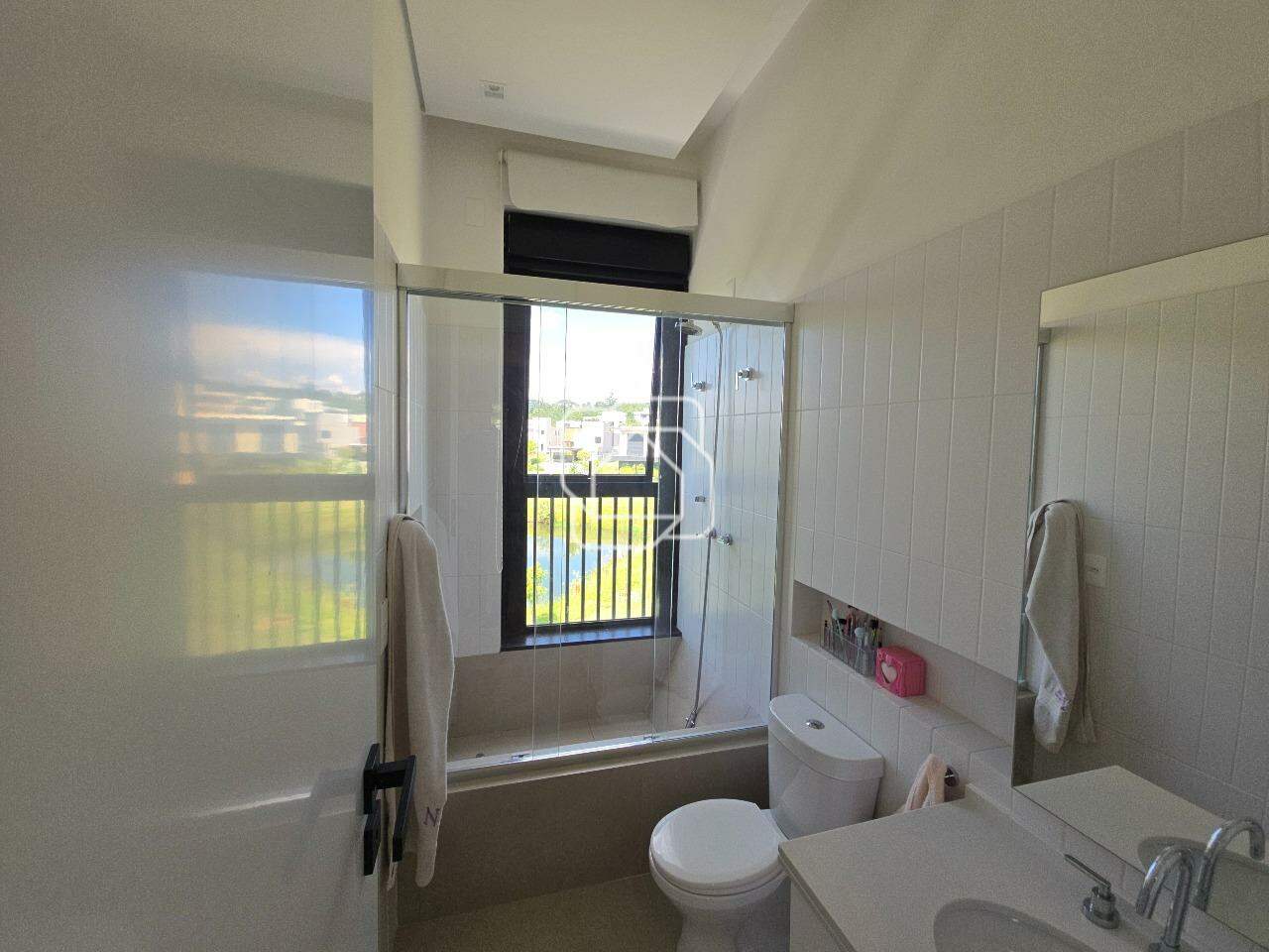 Casa de Condomínio à venda em Itu - SP - Condomínio Villas do Golfe: Banheiro