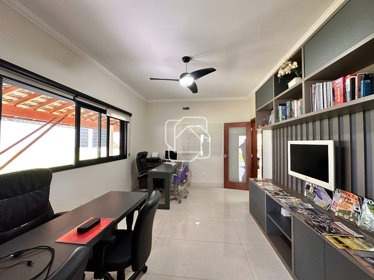 Casa de Condomínio à venda em Indaiatuba - SP - Colinas do Mosteiro de Itaici: Escritório