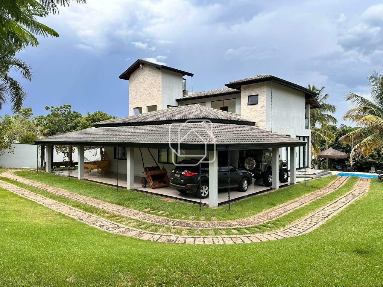 Casa de Condomínio à venda em Indaiatuba - SP - Colinas do Mosteiro de Itaici: Garagem
