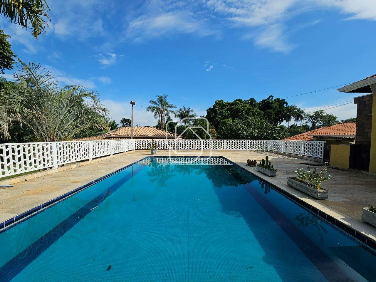Casa de Condomínio à venda em Indaiatuba - SP - Recanto dos Pássaros: Área da piscina