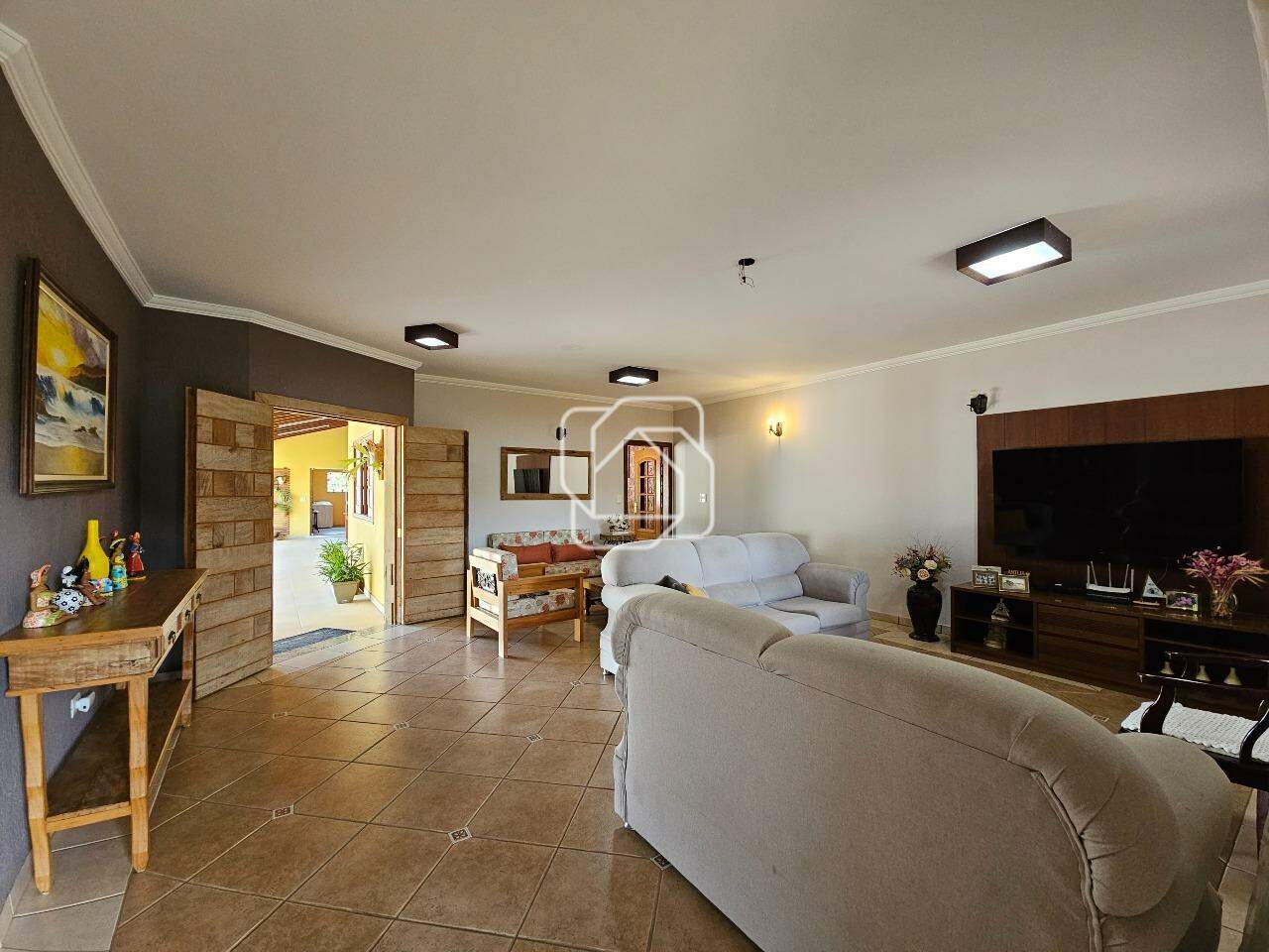 Casa de Condomínio à venda em Indaiatuba - SP - Recanto dos Pássaros: Sala de TV
