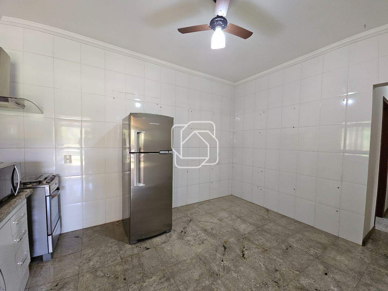 Casa de Condomínio à venda em Indaiatuba - SP - Recanto dos Pássaros: Cozinha