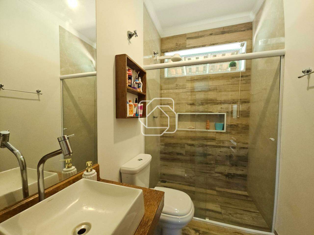 Casa de Condomínio à venda em Indaiatuba - SP - Recanto dos Pássaros: Banheiro