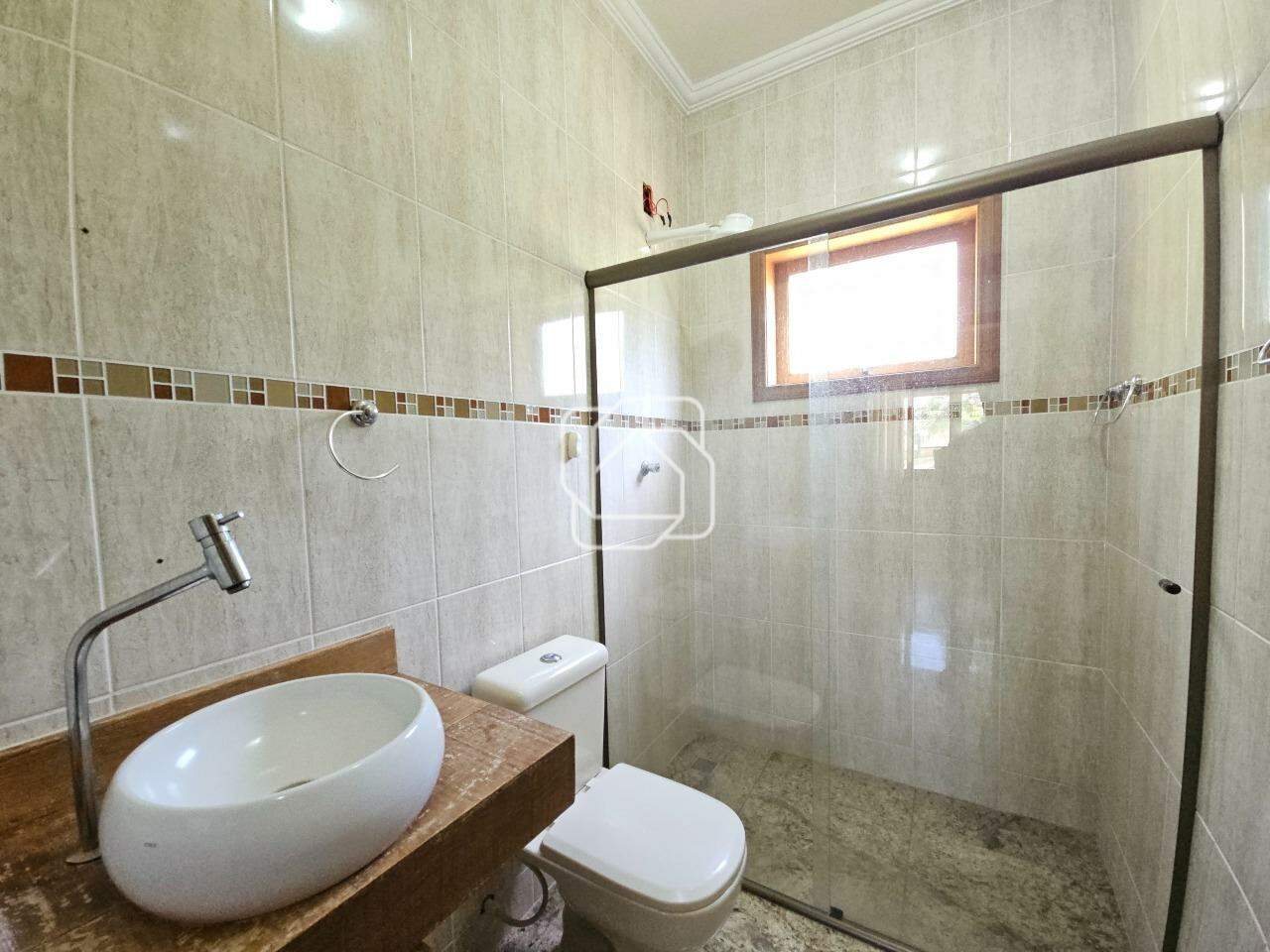 Casa de Condomínio à venda em Indaiatuba - SP - Recanto dos Pássaros: Banheiro