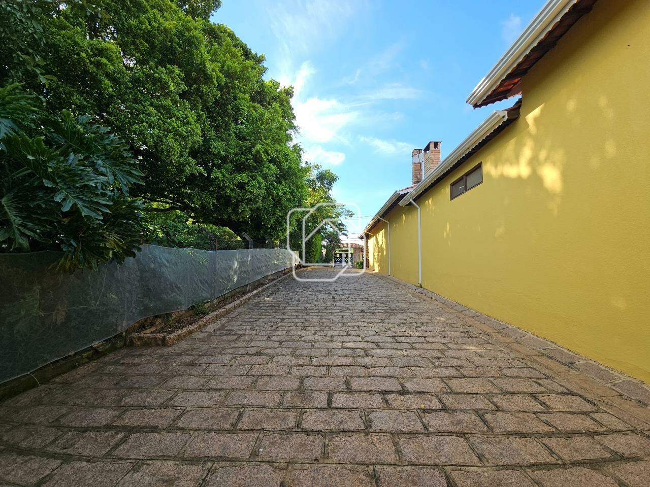 Casa de Condomínio à venda em Indaiatuba - SP - Recanto dos Pássaros: Área externa